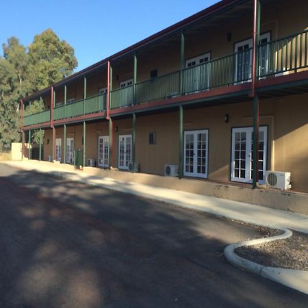 Avon Accommodation - York Bagian luar foto