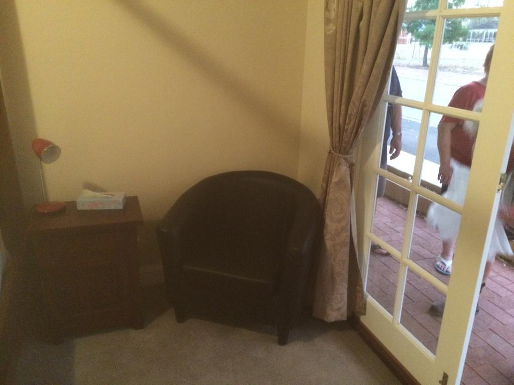 Avon Accommodation - York Ruang foto