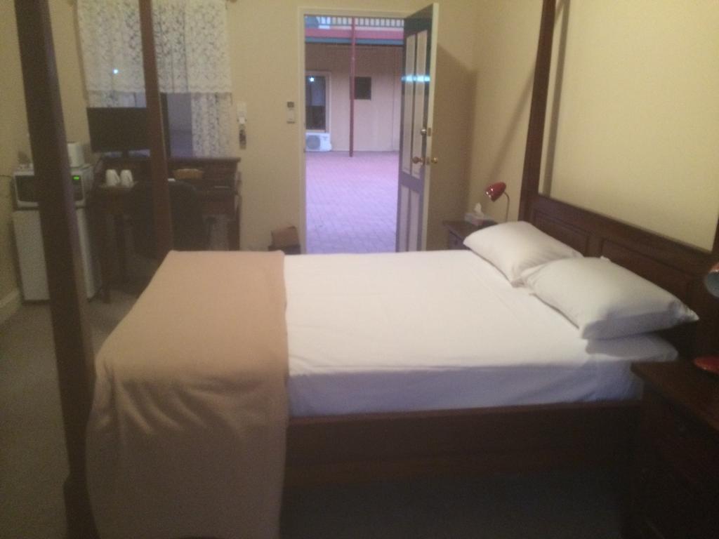 Avon Accommodation - York Ruang foto