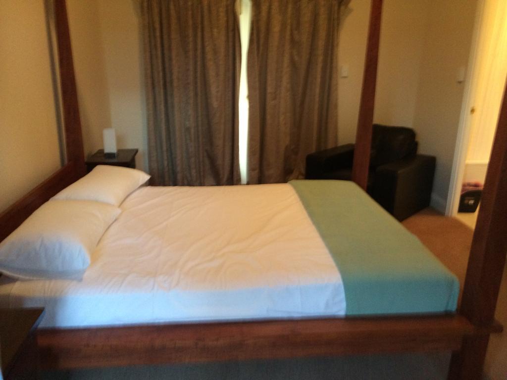 Avon Accommodation - York Ruang foto