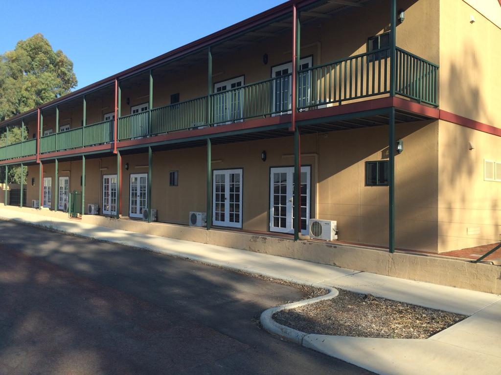 Avon Accommodation - York Bagian luar foto