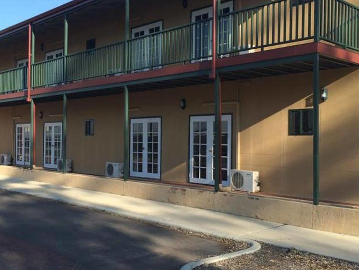 Avon Accommodation - York Bagian luar foto